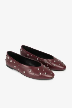 Bailarina se&ntilde;ora Etoile Tachas