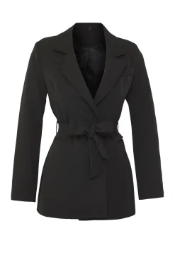 Blazer con cintur&oacute;n