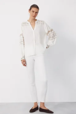 Blusa bordada