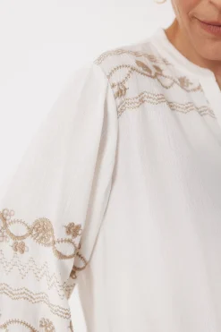 Blusa bordada