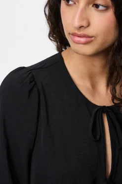 Blusa lazos