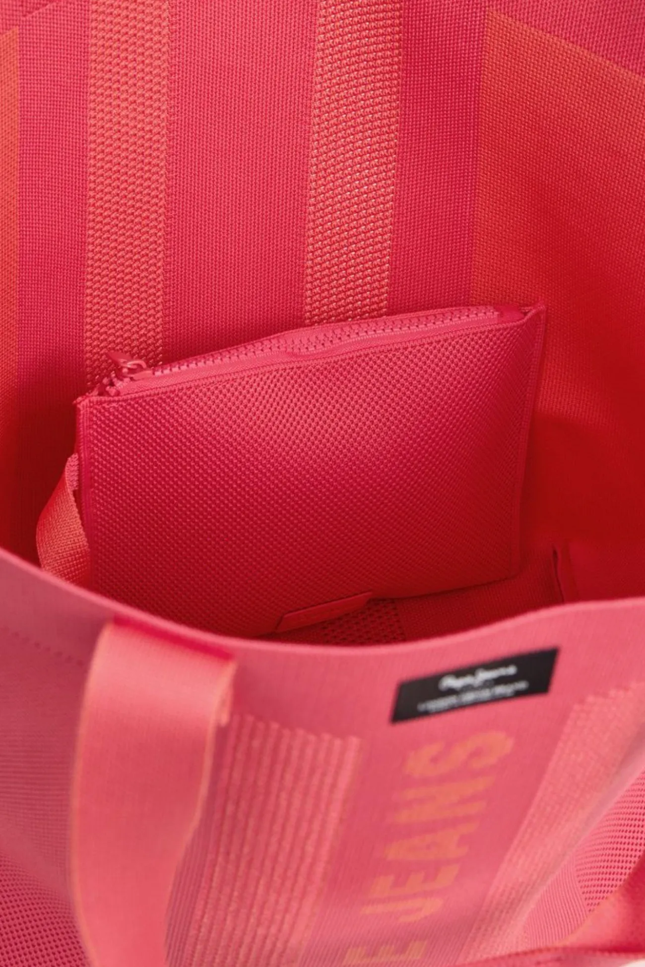 Bolso shopper de malla t&eacute;cnica