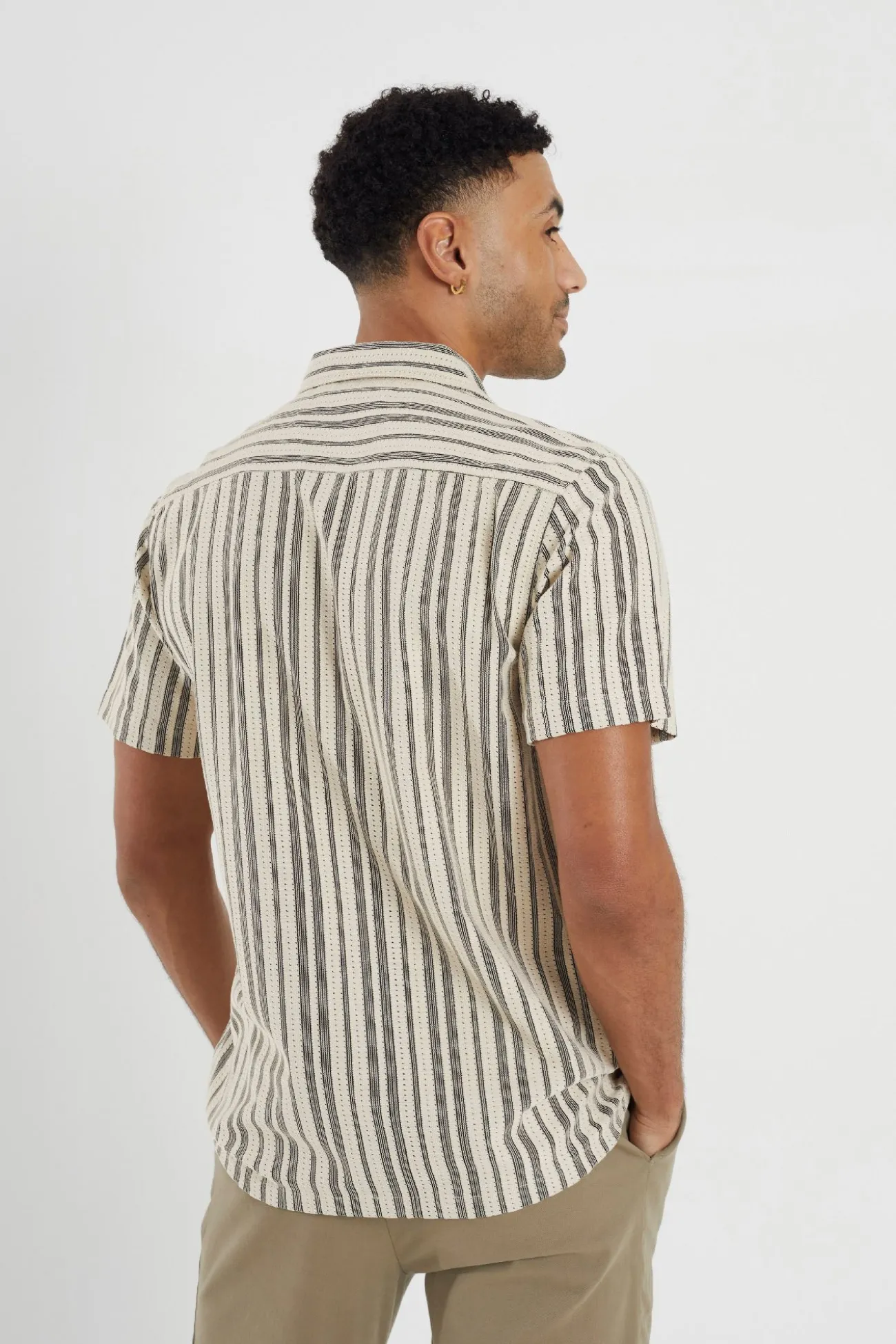 Camisa a rayas manga corta