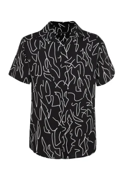 Camisa estampada manga corta