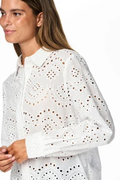 Camisa troquelada