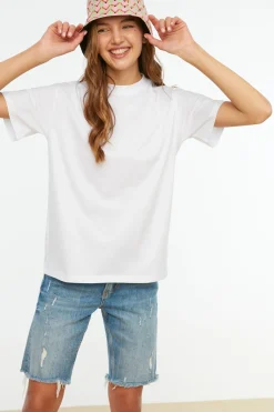 Camiseta básica corte regular manga corta