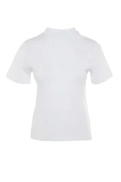 Camiseta b&aacute;sica corte regular manga corta