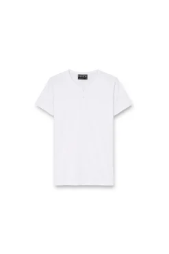 Camiseta con botones