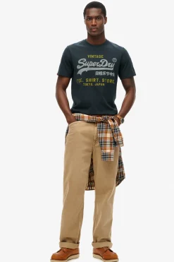 Camiseta manga corta b&aacute;sica con logotipo grande