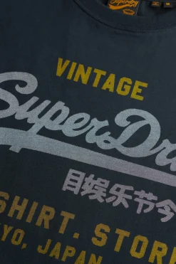 Camiseta manga corta b&aacute;sica con logotipo grande