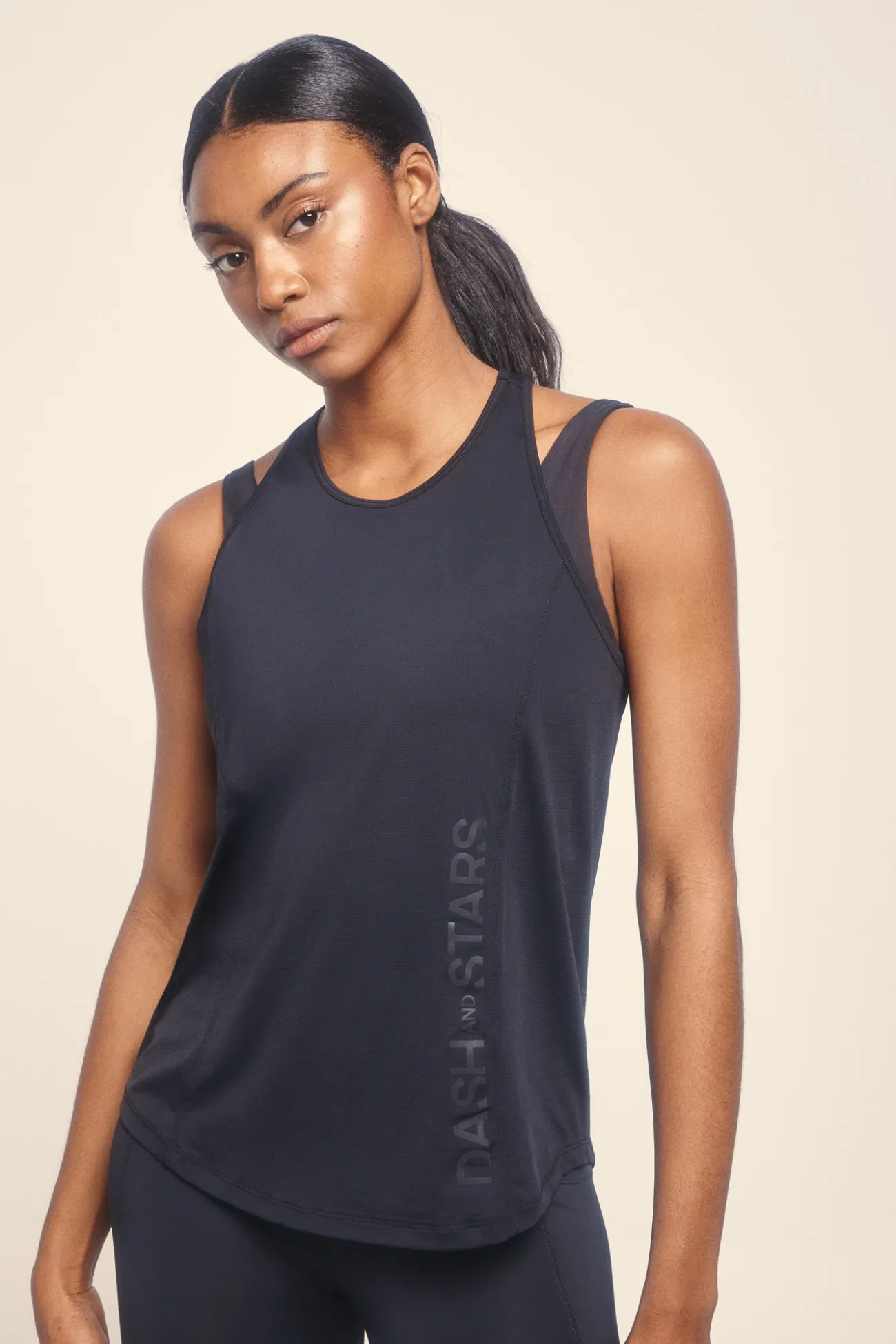 Camiseta microfibra halter negra