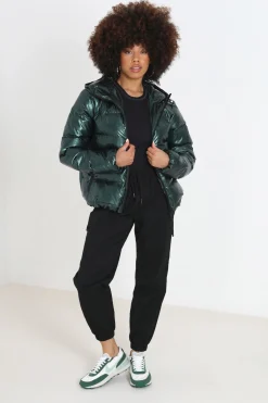 Chaqueta acolchada con capucha