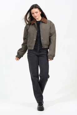 Chaqueta bomber con cuello pana