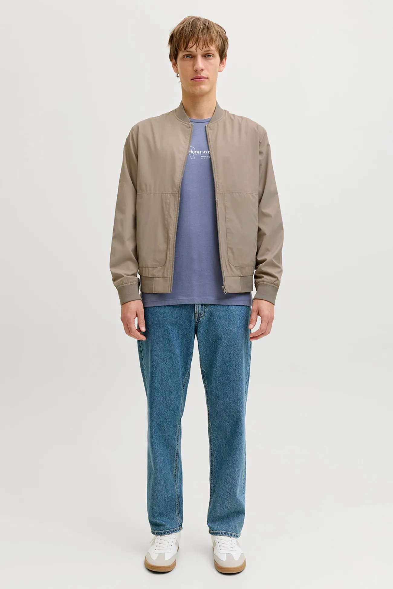 Chaqueta bomber corta tejido plano