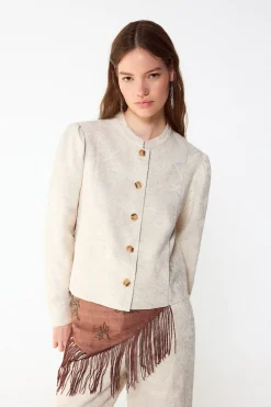 Chaqueta bordada