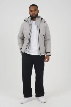 Chaqueta con capucha