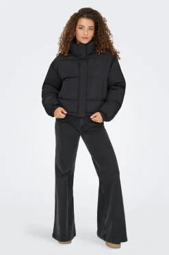 Chaqueta corta acolchada