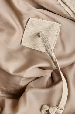 Chaqueta corta tejido plano regular