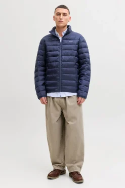Chaqueta puffer corta