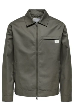 Chaqueta sarga