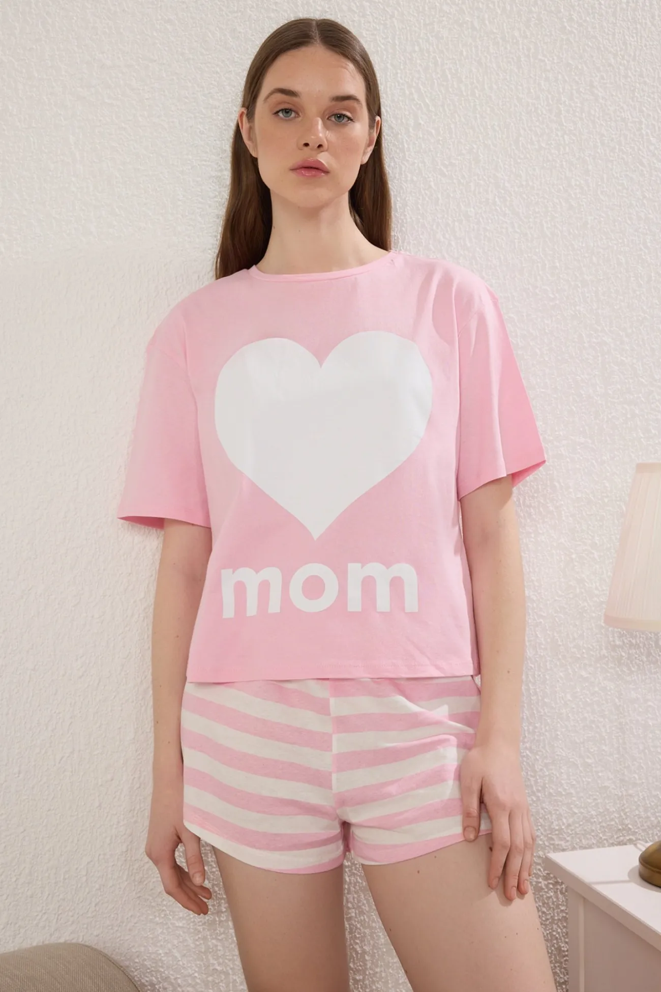 Conjunto de pijama corto rayas "Mom"