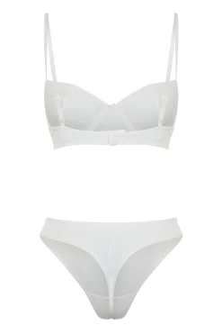 Conjunto de ropa interior canal&eacute;