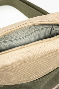 Crossbody Levis&reg;