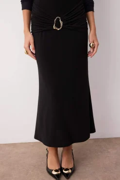 Falda midi