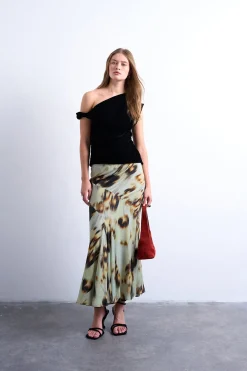 Falda midi de viscosa