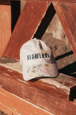 GORRA ESTAMPADO FLORAL
