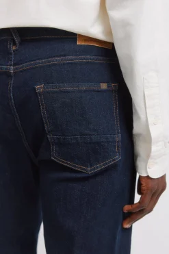 Jeans desencolado slim fit