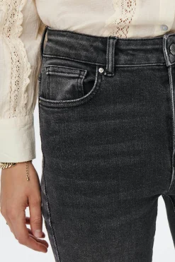 Jeans flared