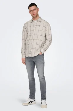 Jeans slim fit.