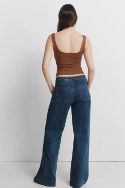 Jeans super flare de talle alto