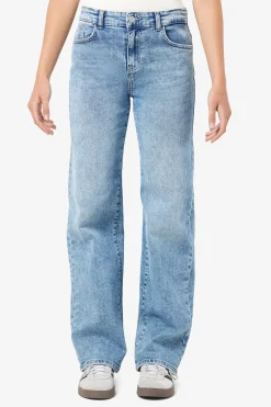 jeans wide legs