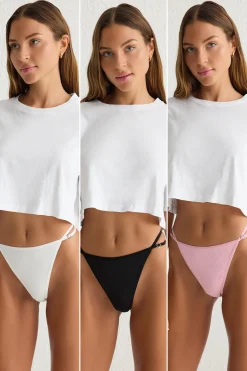 Pack de 3 tangas canal&eacute; detalle coraz&oacute;n