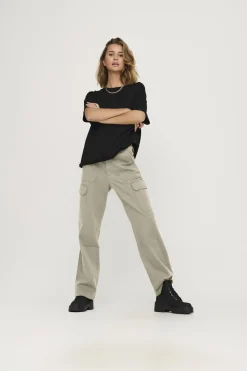 Pantal&oacute;n cargo ancho