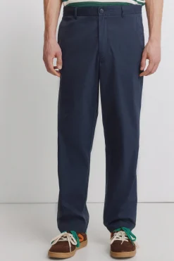 Pantal&oacute;n chino ligero relaxed fit