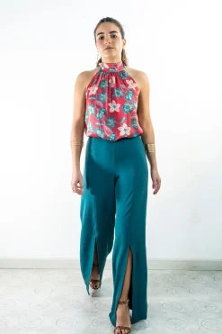 Pantalón con aberturas