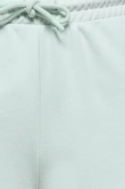Pantal&oacute;n corto de ch&aacute;ndal