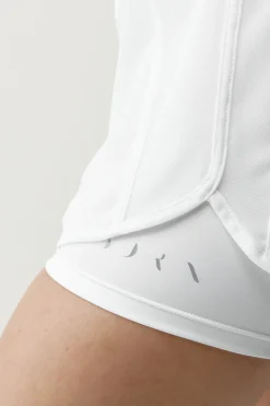 Pantal&oacute;n corto deportivo Padma 2.0 blanco roto