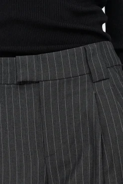Pantalón de traje raya diplomática