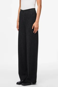 Pantal&oacute;n rayas tiro alto recto