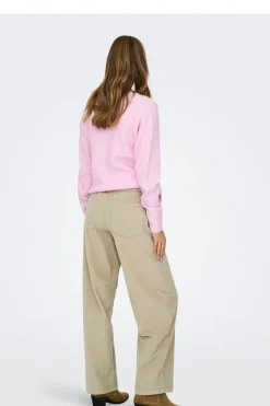 Pantal&oacute;n recto con cintur&oacute;n