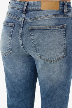 Pantal&oacute;n vaquero de largo tobillero