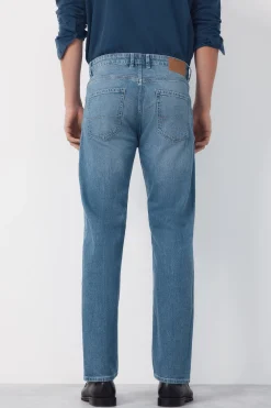 Pantalón vaquero ligero regular fit