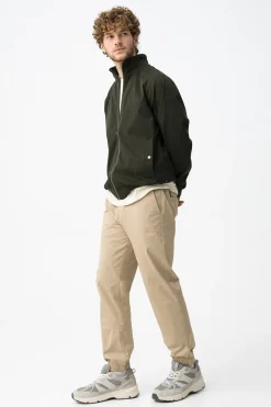 Pantalones Slim Fit