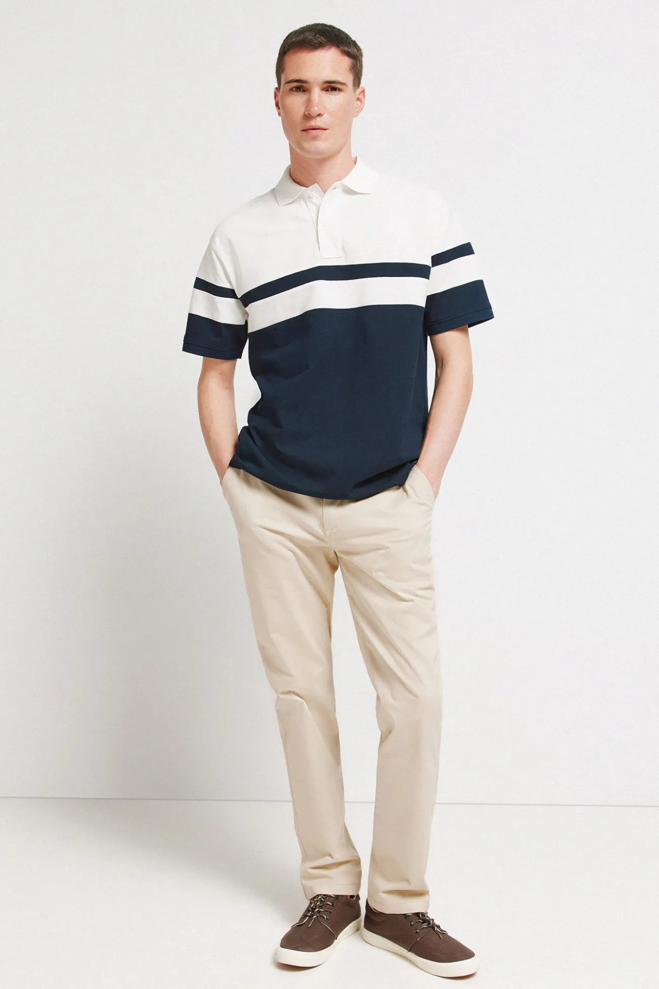 Polo piqu&eacute; cortes regular fit
