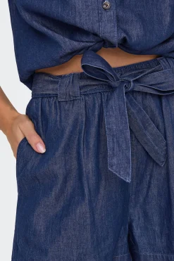 Short vaquero fluido