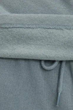 Sudadera b&aacute;sica capucha